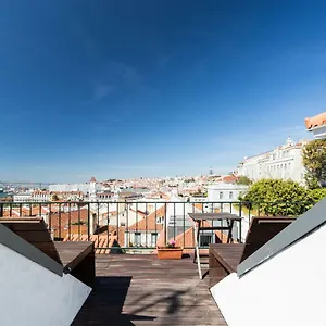 https://feels-like-home-chiado-skyline.hotels-lisbon-portugal.com